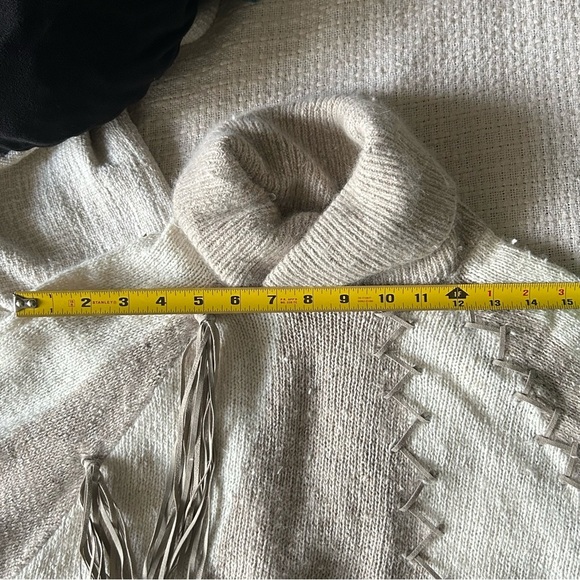 Vtg Silk Angora Sweater, Fringe, Pull Over, Turtle Neck, Soft Knit, Faux Suede - Picture 10 of 14